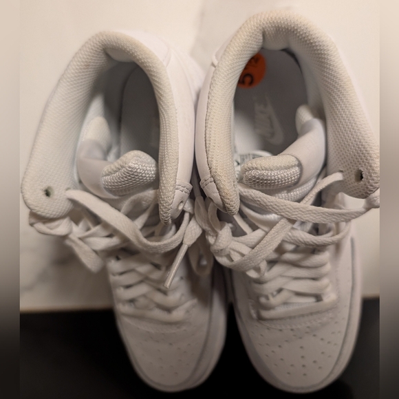 Nike Women's Court Vision Mid Sneakers Size 5.5 Like New MSRP $79.95 - Picture 10 of 11